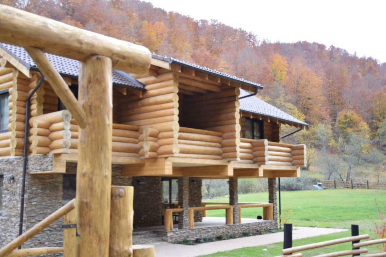 Casa Din Vale Hotel Sacuieu Luaran gambar