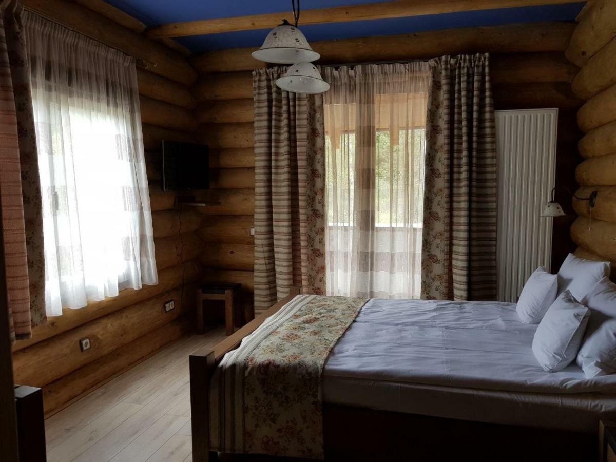 Casa Din Vale Hotel Sacuieu Luaran gambar