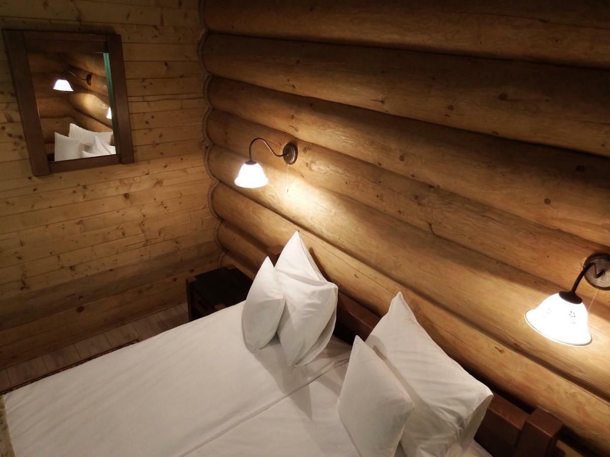 Casa Din Vale Hotel Sacuieu Luaran gambar
